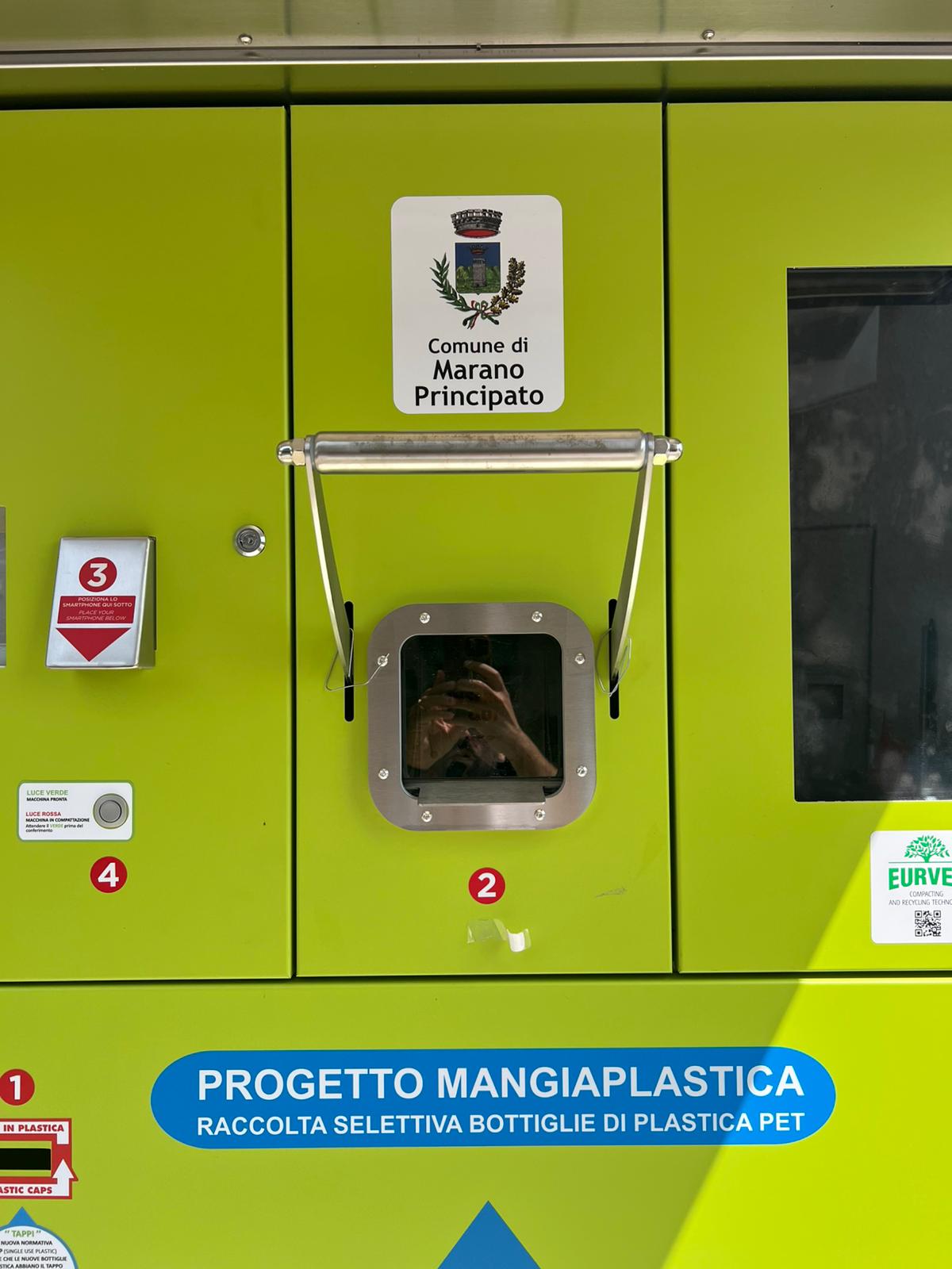 Avviso attivazione eco-compattatore “Mangiaplastica”
